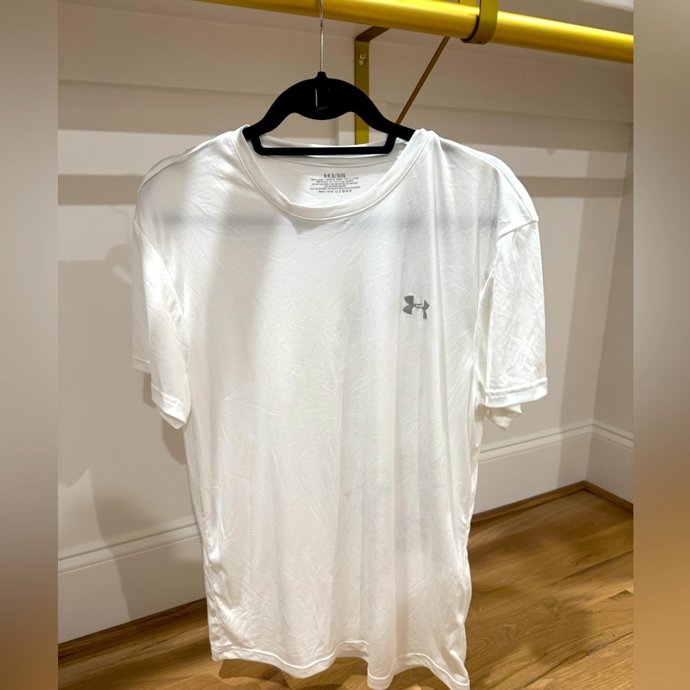 Under Armour White Short Sleeve Tee